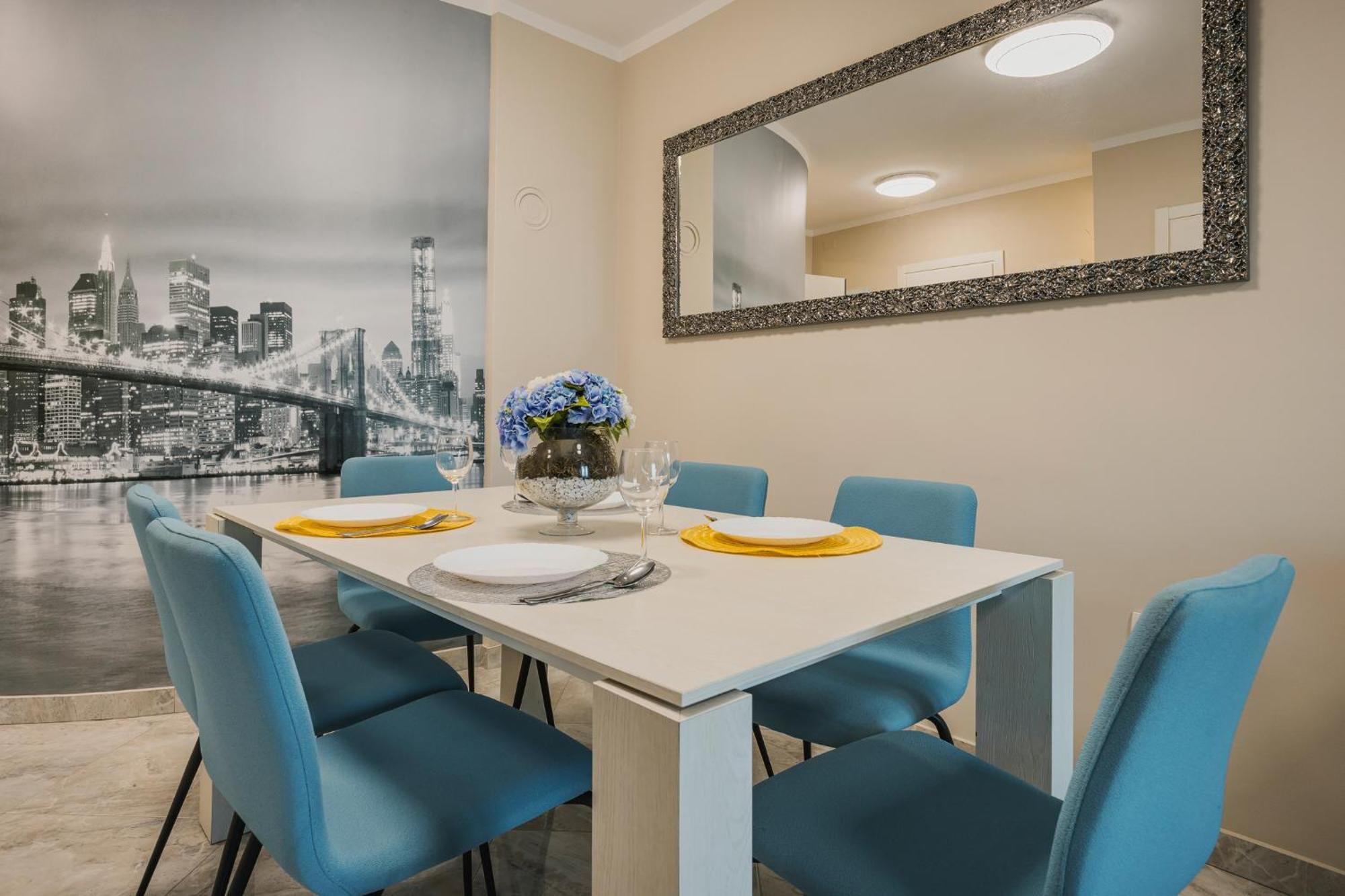 Bluemarine Apartment Umag Bagian luar foto