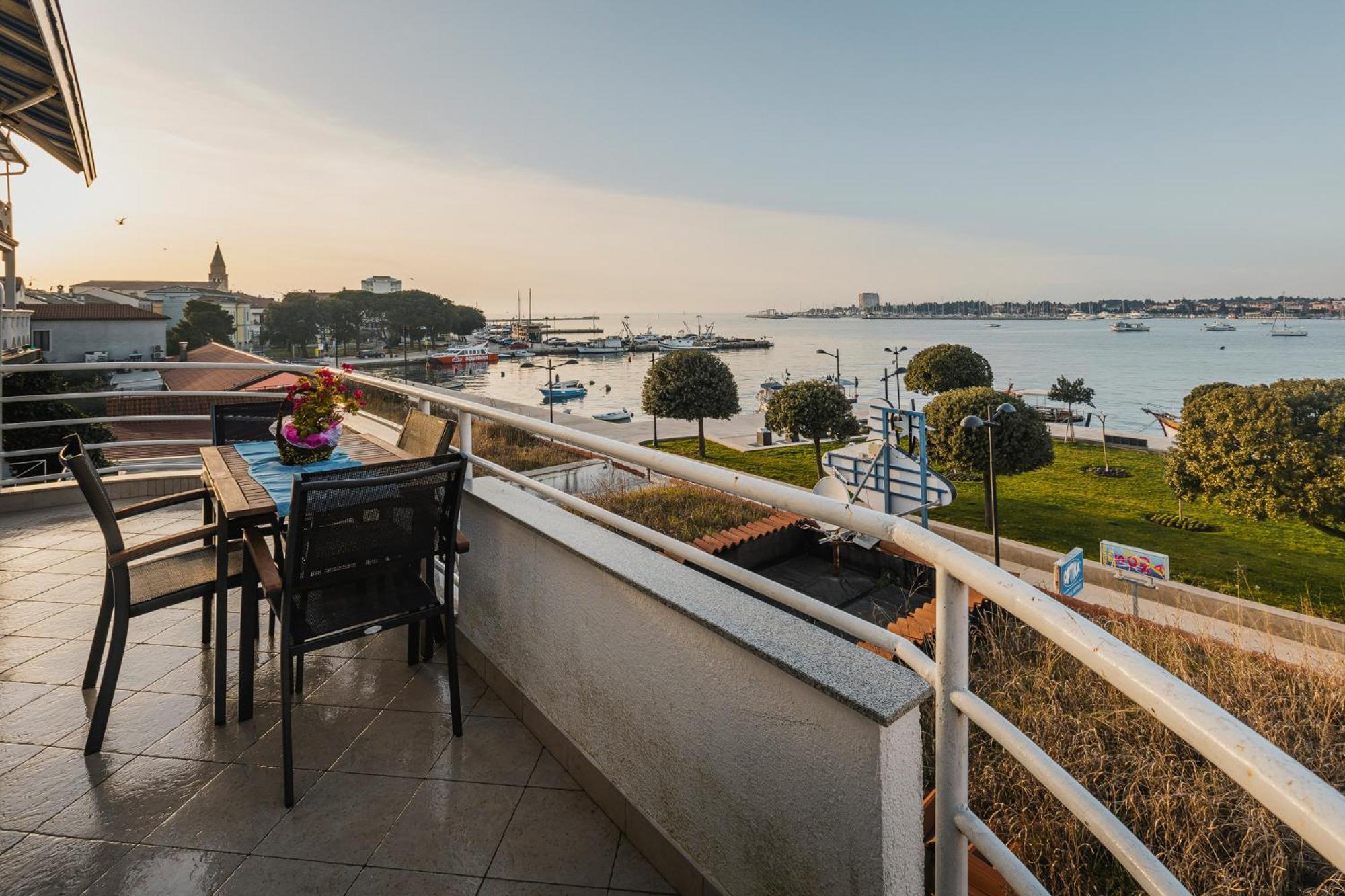 Bluemarine Apartment Umag Bagian luar foto