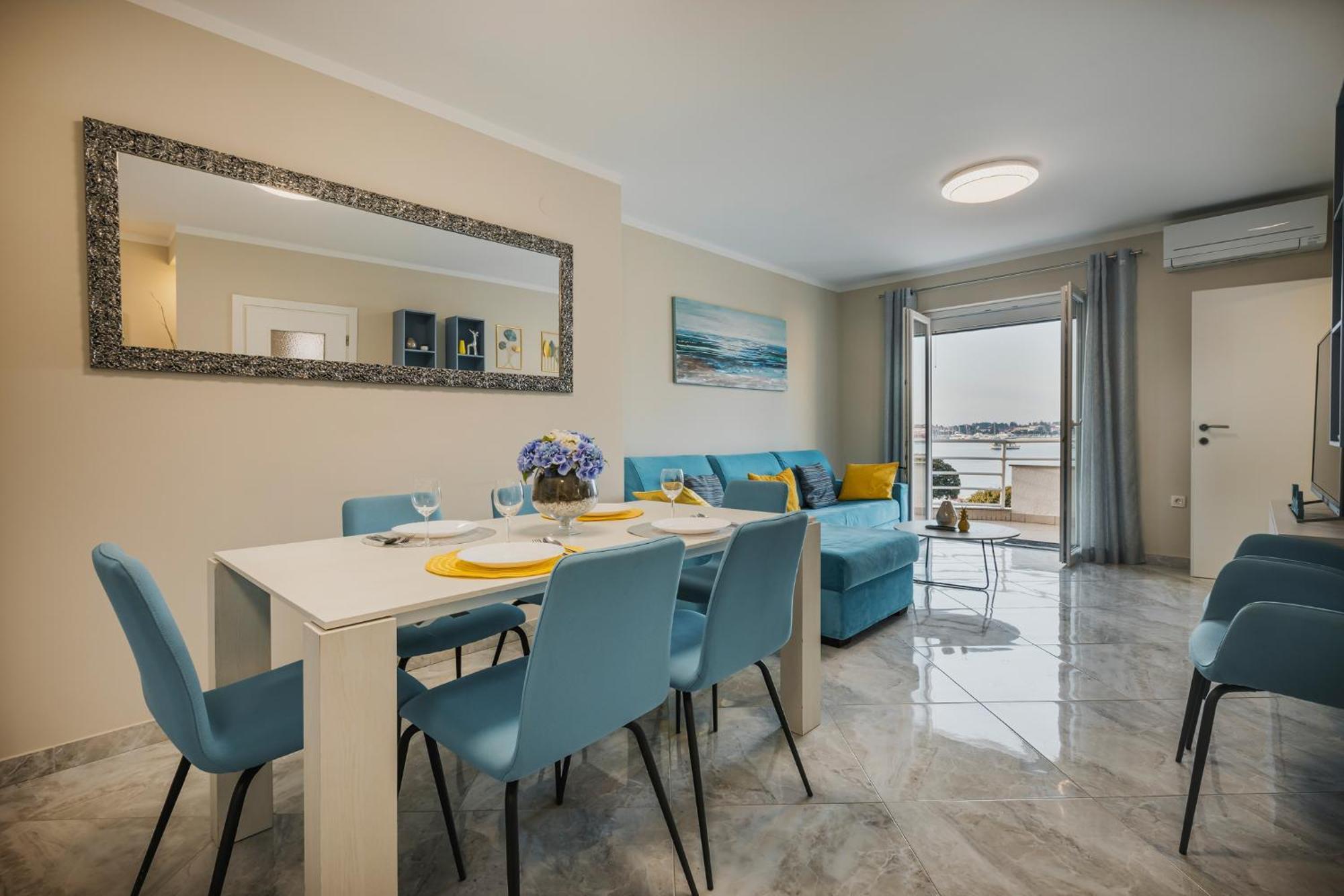 Bluemarine Apartment Umag Bagian luar foto
