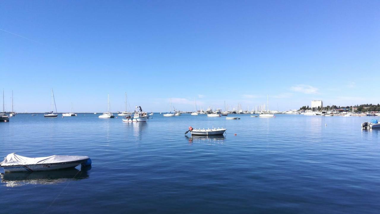Bluemarine Apartment Umag Bagian luar foto